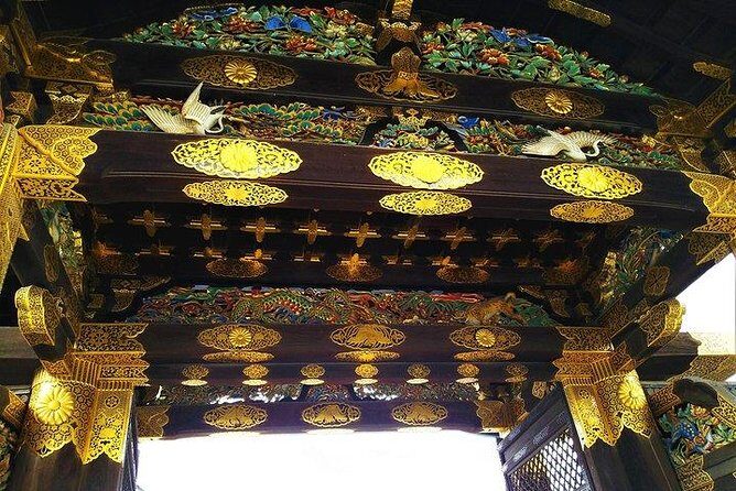 Kyoto Samurai and Geisha Town Private Walking Tour - Who should book this private walking tour