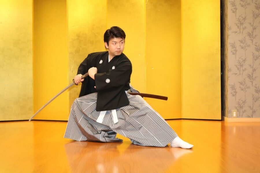 Kyoto: Samurai Kenbu Traditional Sword Dancing Show - Should you book the Kyoto Samurai Kenbu sword-dancing show?