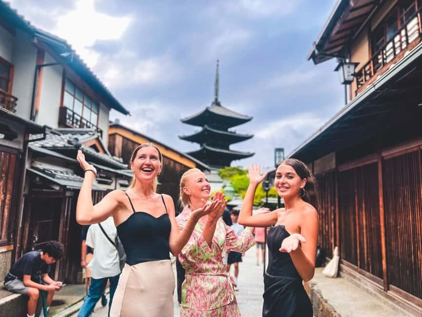 Kyoto: Secrets of Gion – Geisha Culture Walking Tour - Gion at walking speed: what makes this tour work
