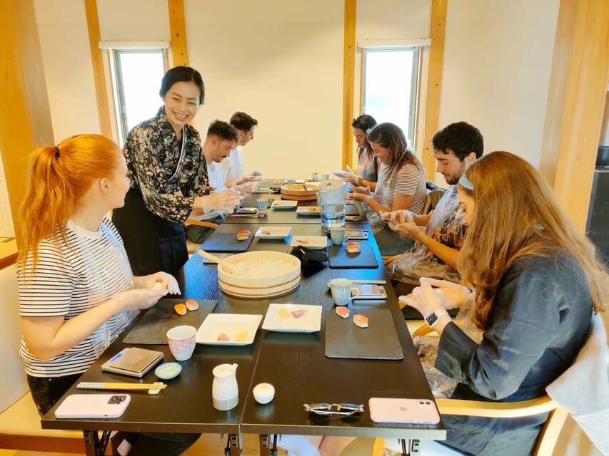 Kyoto: Small-Group Authentic Sushi Making Workshop - Finding Kyoto Wand Near Kiyomizu-dera and Gion