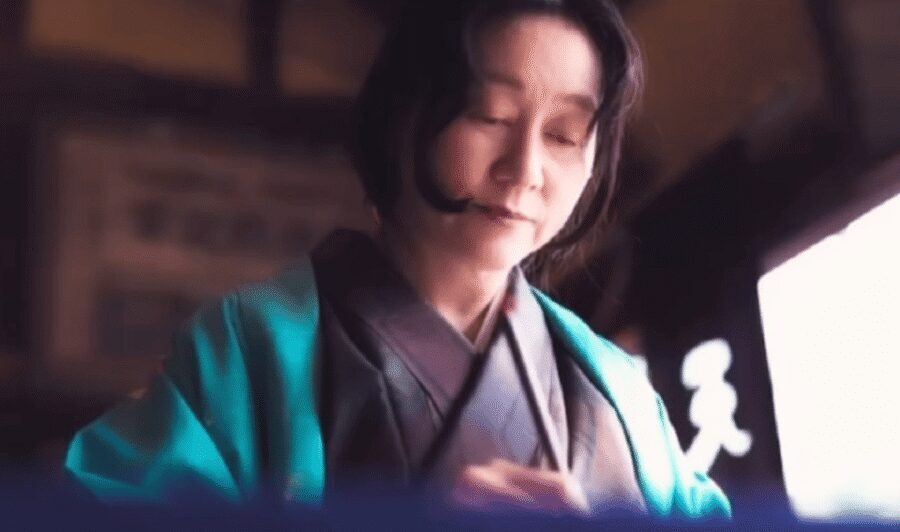 Kyoto: Sumi Ink and Brush Calligraphy Experience - Practical Tips: What to Bring for a Clean, Comfortable Session