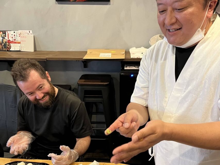 Kyoto: Sushi Making Class with Sushi Chef - Eating the Lunch You Make, Plus Soup and Drinks