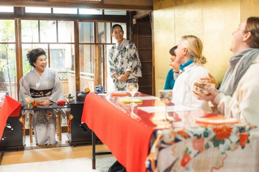 Kyoto: Table-Style Tea Ceremony at a Kyo-Machiya - Where You Start: Welcome Drinks, Sweets, and the First Etiquette Check