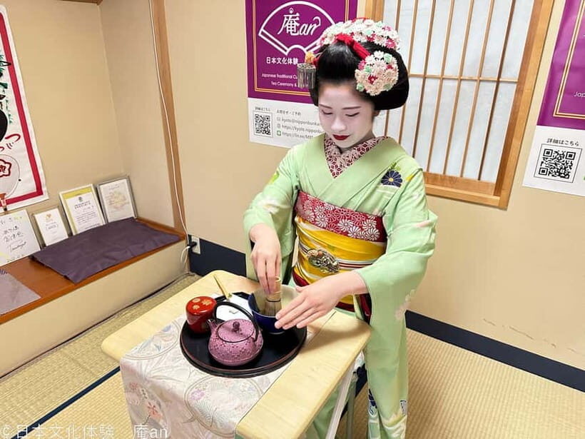 Kyoto: Tea Ceremony with Maiko - A fast Kyoto fix near Gojo Station
