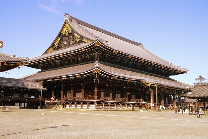 Kyoto TeamLab Biovortex & Kyoto Walking Tour - Nishi Honganji and the Amidadomon Gate: calm before the tech