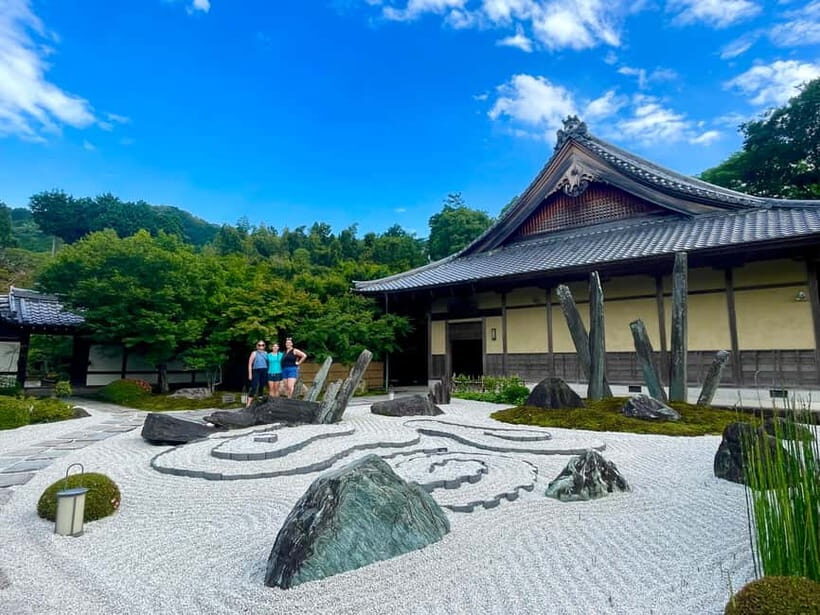 Kyoto : True Kyoto Avoid the crowds E-Bike Tour - Shimogamo Shrine: a quieter kind of sacred