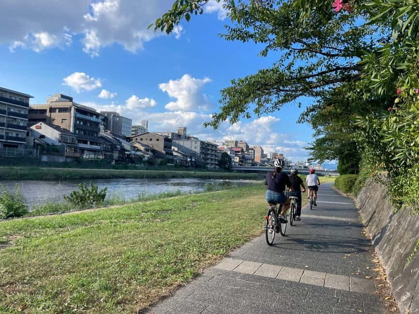 Kyoto : True Kyoto Avoid the crowds E-Bike Tour - Pace, safety, and comfort: what you should expect day-of