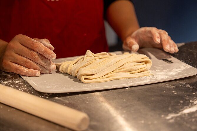 Kyoto Udon and Tempura Cooking Class with Professional Chefs - Where to meet at 10:00 and how to show up hungry
