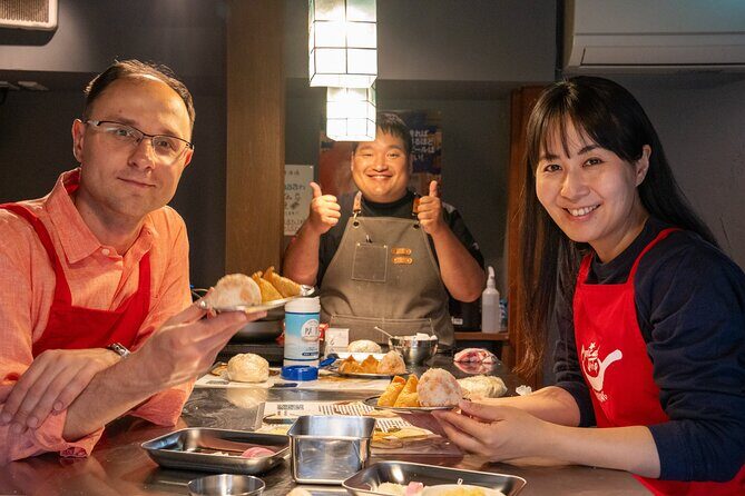 Kyoto Udon and Tempura Cooking Class with Professional Chefs - Knead, roll, cut: making Kyoto udon with Nakajima-san