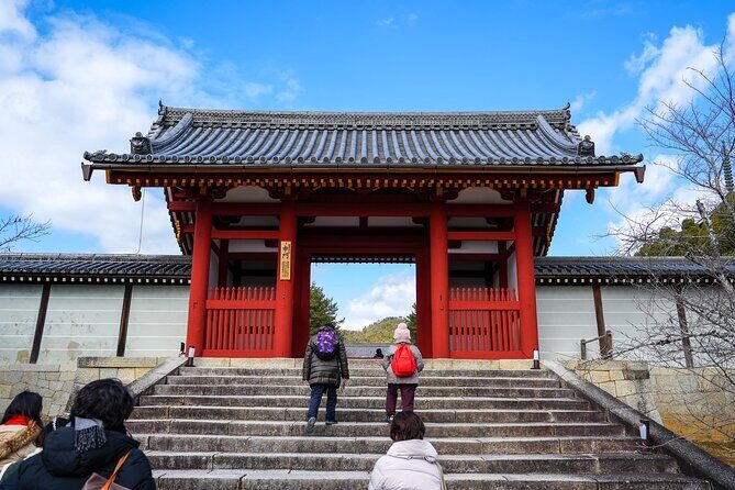 Kyoto UNESCO World Heritage Site Private Tour with a Premium Van - Lunch in Kyoto: A Real Break, With Diet Options