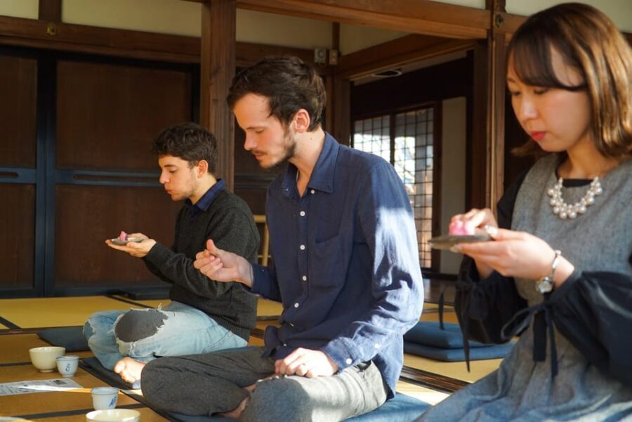 Kyoto: Zen Meditation and Garden Tour at a Temple with Lunch - After the sitting: monk conversation and what to ask