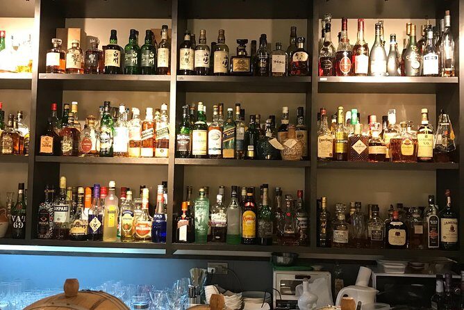 Kyoto’s Exclusive Private Gourmet Night with Local - The whiskey bar stop: included tastings without the surprise bill