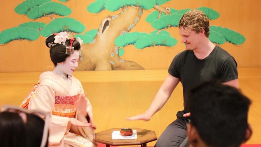Maiko Dance and Tea Ceremony on a Noh Stage in Kyoto - The Tea Ceremony: Matcha, Sweets, and a Different Pace of Attention