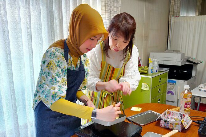 Near Fushimiinari: Kyoto Home Cooking Class & Supermarket tour - A small-group Kyoto home kitchen near Fushimiinari