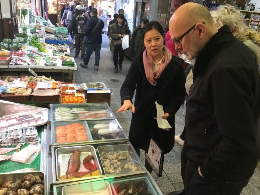 Nishiki Market Food Tour with Cooking Class - What the market tour really gives you: stalls, etiquette, and taste samples