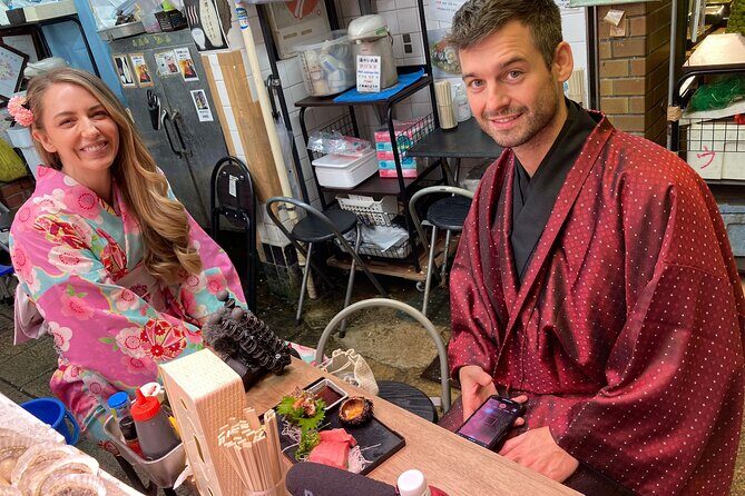 Nishiki Market Walking Food Tour with Local guide - Daimaru Kyoto depachika: where nikuman and wagashi meet the modern department-store vibe