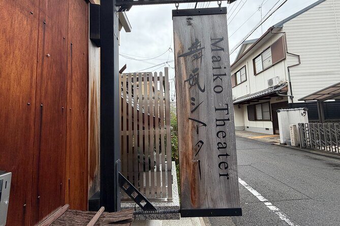 One Hour Geisha Show in Gion Kyoto - The Japanese Game: Playful Learning, Not Just Watching