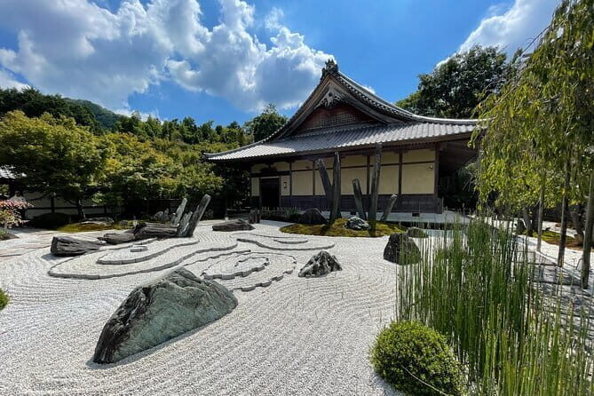 Pedal Adventure Kyoto E-Bike tour : True Kyoto Avoid the crowds - Crowd avoidance: what that really means day to day