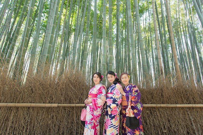 Photo Shoot with a Private Vacation Photographer in KYOTO, JAPAN - Pontocho: Alley-Light Portraits That Look Like Kyoto