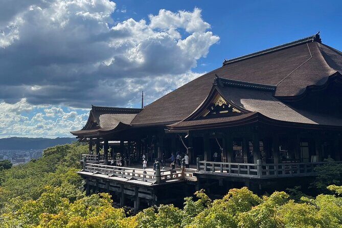 Private Custom Tour of Kiyomizu & Yasaka—by Young Local Guides - Key highlights at a glance