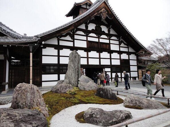 Private Customized 3 Full Days Tour Package: Discover Kyoto, Arashiyama and Nara - Key things that make this tour work well