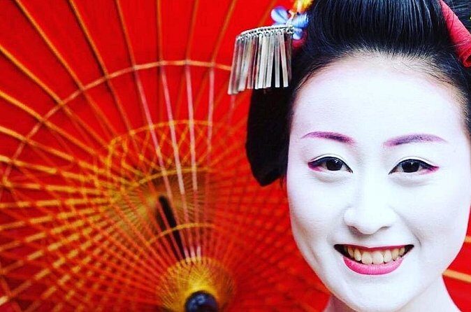 Private Dinner with Maiko and Geiko in Kyoto - Watching Mai Dance Up Close (and the Etiquette That Makes It Possible)
