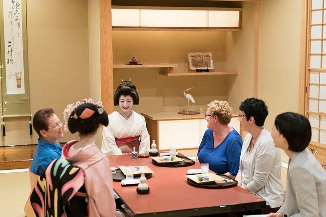 Private Dinner with Maiko and Geiko in Kyoto - Kaiseki + All-You-Can-Drink Sake: A Meal You Should Take Seriously