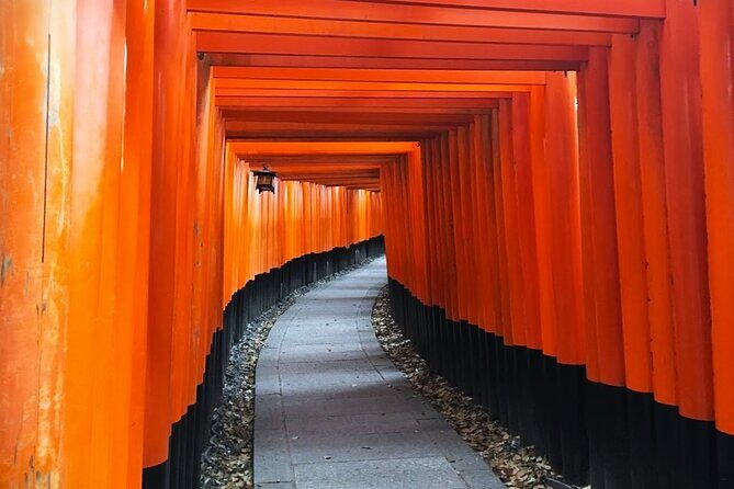 Private eBike Tour Exploring Fushimi with Torii Red Gate Ride - Tofuku-ji: a quick Zen-photo break before the big gates
