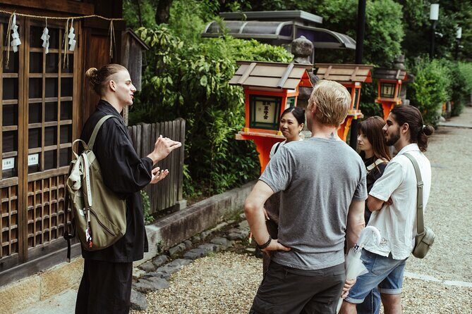 Private Walking Tour in Gion and Higashiyama - Maruyama Park in 10 Minutes: Seasonal Views That Change the Mood