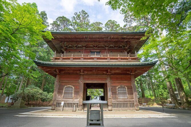 Sacred Peak and Scenic View Hieizan Enryaku ji and Hiyoshi Shrine - The Sakamoto Cable Car: the easiest way to earn big Lake Biwa views