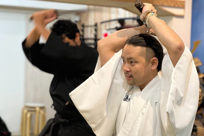 Samurai Training with Modern day Musashi in Kyoto - Dressing in dōgi, obi, and hakama (and why it matters)