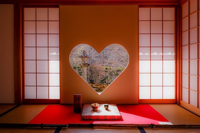 Scenic Green Tea Fields of Hidden Kyoto & Local Tea Exp (Private) - Stop 1: Byodoin Temple and the Phoenix Hall on Japan’s 10-yen coin