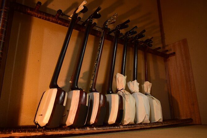 Shamisen Experience in Kyoto 【Private】 - Small Details That Make the Instrument Easier to Play