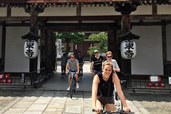 South Kyoto in a Nutshell: Gentle Backstreet Bike Tour! - Fushimi Inari-taisha: crowd routing that makes the torii gates enjoyable