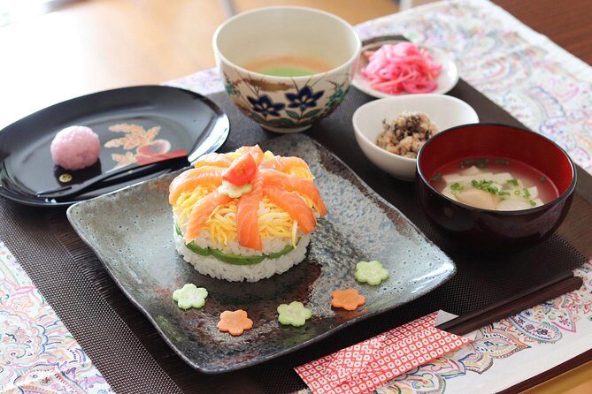 Sushi or Traditional Japanese Cuisine in a Kyoto Home with Emika - Obanzai Cooking, Sushi, and the Course-By-Course Feel