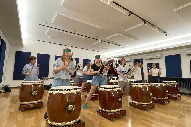 TAIKO, Japanese Drum Experience from Kyoto - The pro demonstration: watch for technique, not just volume