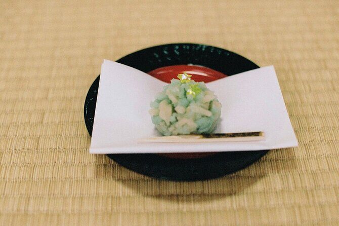 Tea ceremony by the tea master in Kyoto SHIUN AN - The Ceremony Room: Scrolls, Flowers, and Why the Setup Matters