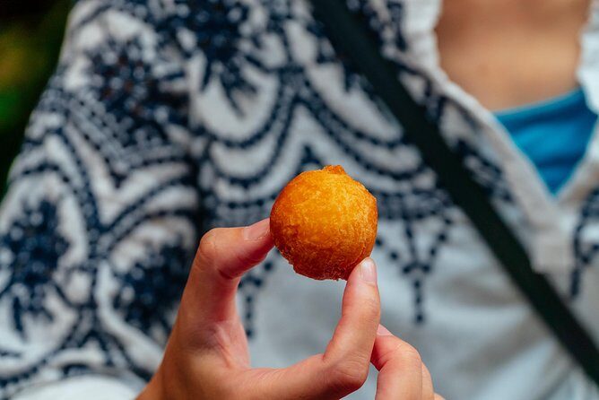 The Award-Winning PRIVATE Food Tour of Kyoto: The 10 Tastings - Practical Tips Before You Meet: Make the Walk Comfortable