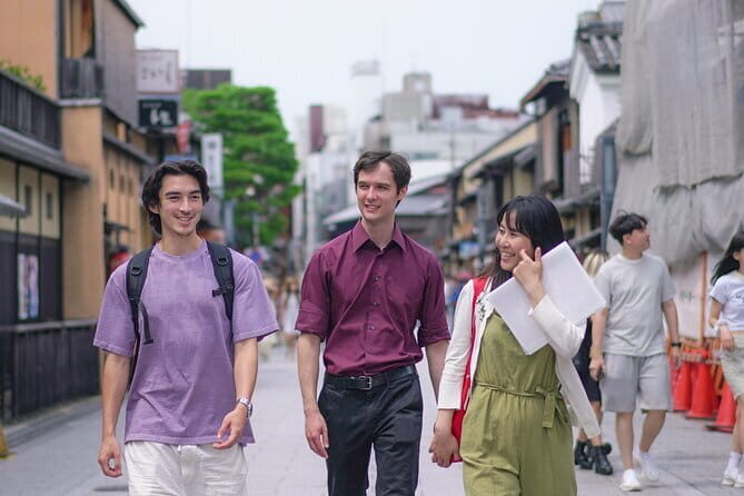 The Way of Tea: Kyoto Crafts, Hidden Temples & Wabi-Sabi Walk - Getting Started at Gion-Shijo: Where the Tour Begins
