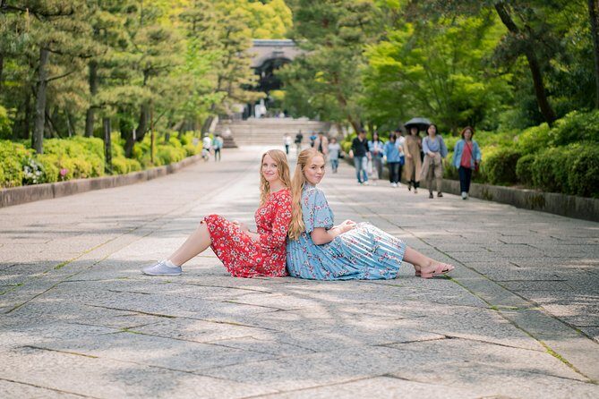Your Private Vacation Photography Session In Kyoto - Yasui-Konpiragu: a calm shrine start with sakura or maple tones
